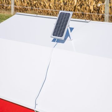 4 x 6 Redline Coop [Solar Panel Detail]
